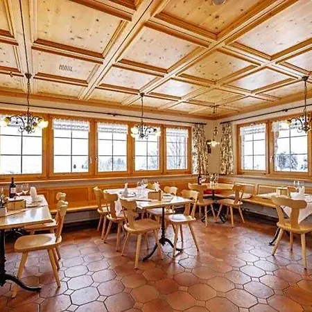 Und Restaurant Chaeseren غوساو
